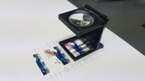 O livro infantil mais pequeno do mundo escrito em português